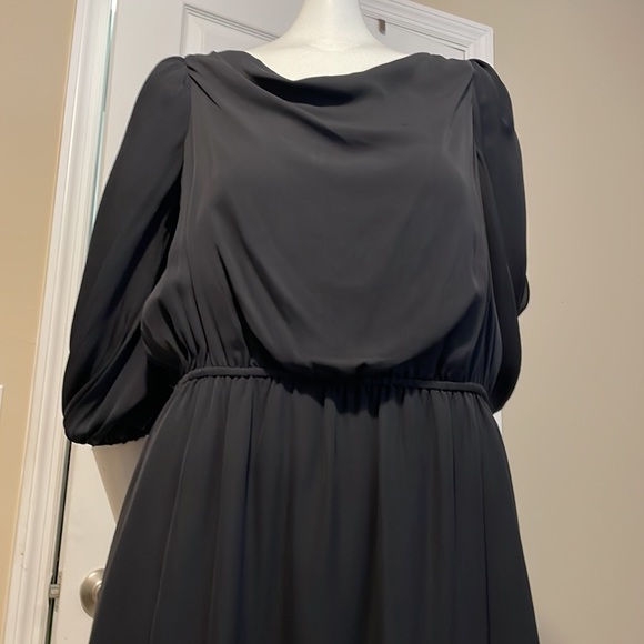 ALICE + OLIVIA BLACK SILK ABOVE THE KNEE COLD SHOULDER OPEN BACK DRESS size M - Picture 9 of 12